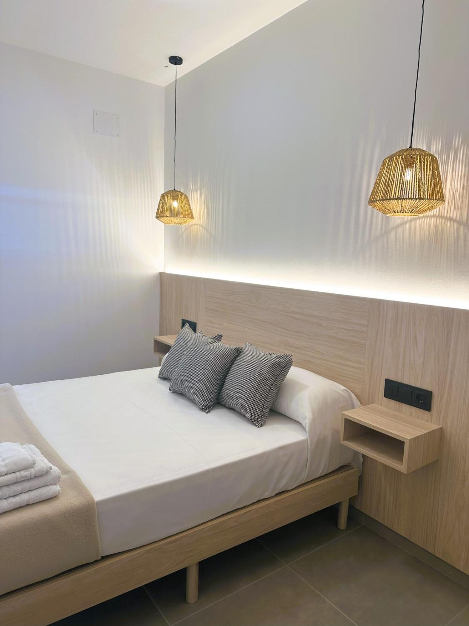 Almar 52 Suites Valencia Exterior photo